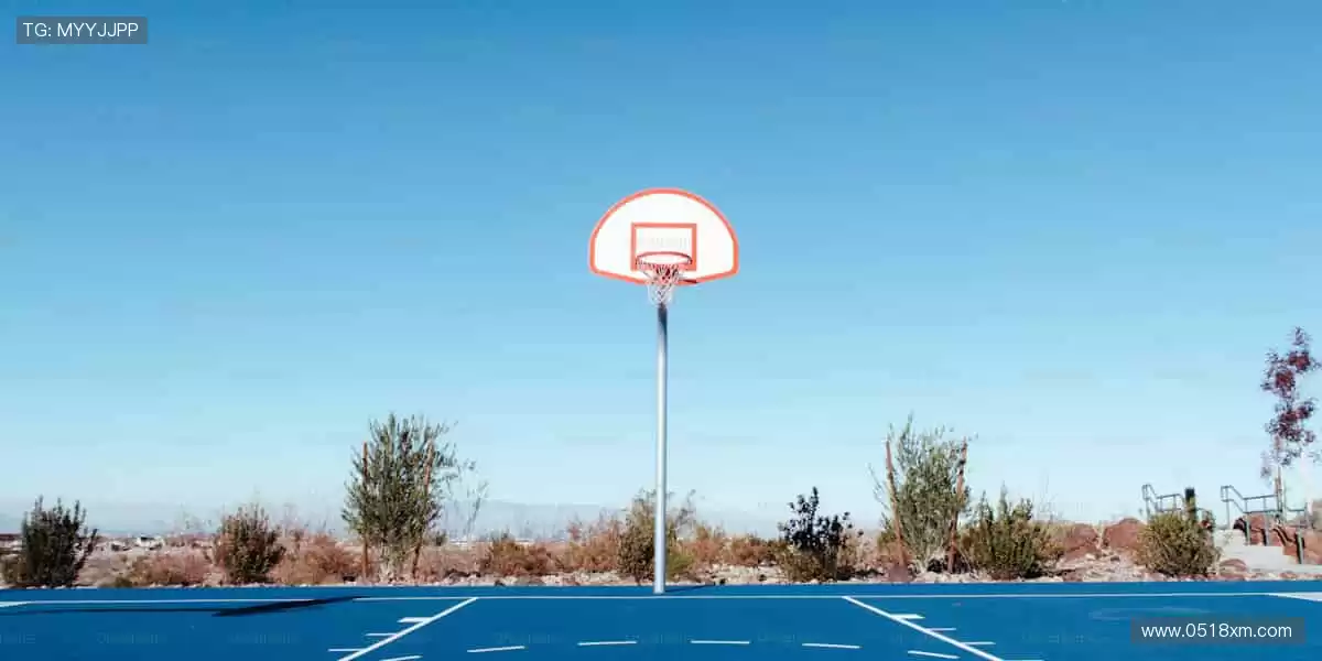 装备升级，潮流同款等你 Pick！🎁👟 专业品质，助力每一次突破！